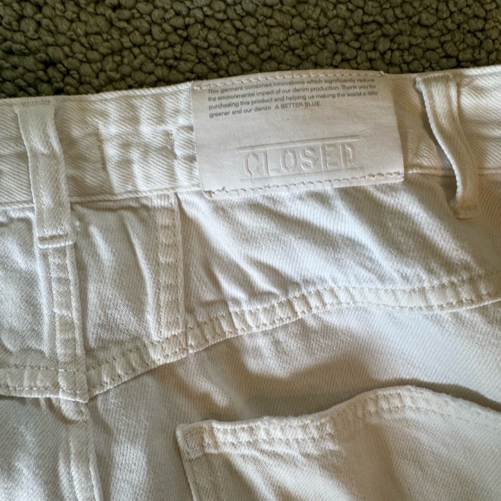 Closed Cream High-Waist Jeans - Picture 7 of 10